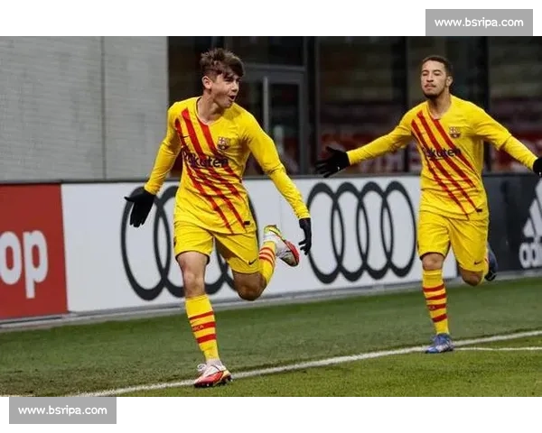 巴萨青训瑰宝加里多加盟埃瓦尔 西乙新核开启四年长约征程