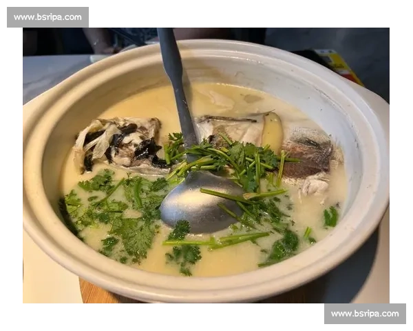 天目湖鱼头创始人免费送 3000 碗砂锅鱼头 为常州苏超队热血助威