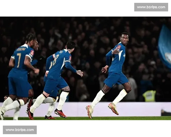 攻防一体！恩佐关键传球定胜局 拼抢积极但效率待打磨