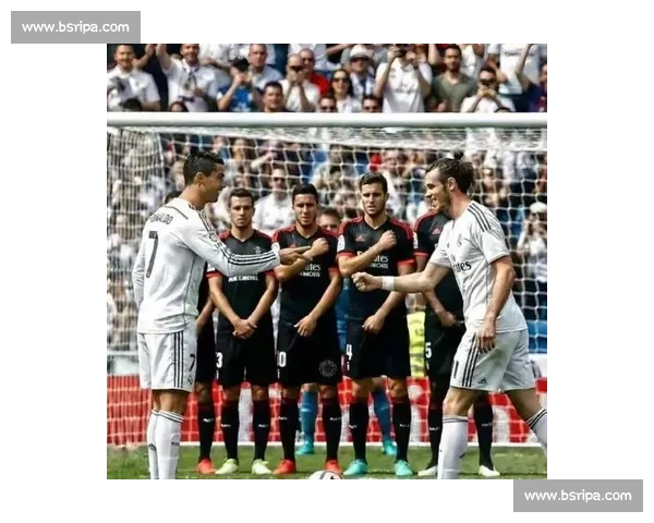 足坛传奇齐聚迈阿密！贝克汉姆温格罗纳尔多巴乔见证世俱杯历史性揭幕战