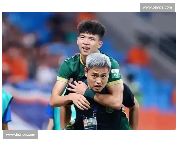 国足新名单平均 25.4 岁：青春风暴来袭，18 岁王钰栋领衔三人组