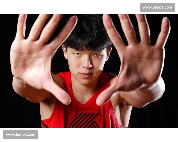 杨瀚森试训收官锁定 NBA 首轮 开拓者 16 顺位摘下中国新星